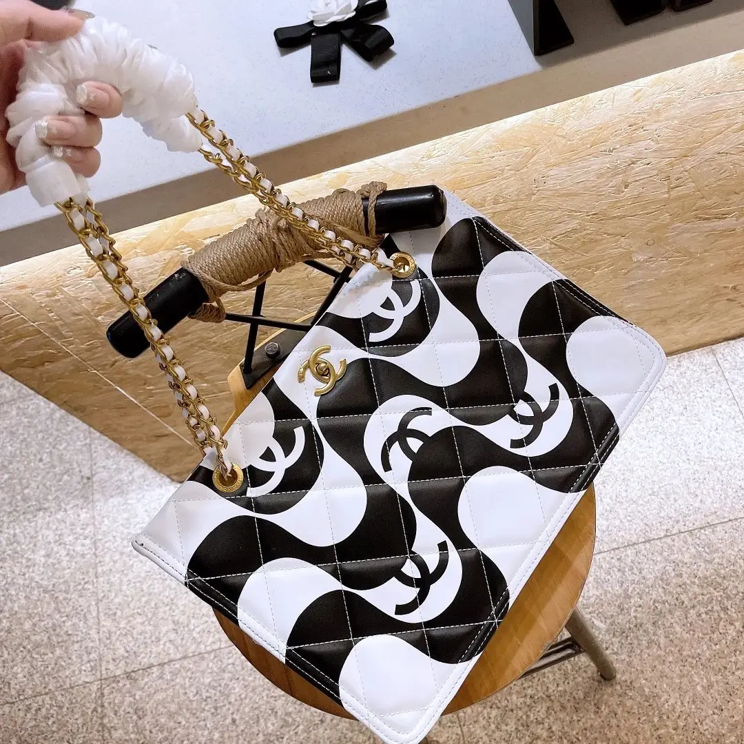 Chanel Tote Bag [15 styles] 2